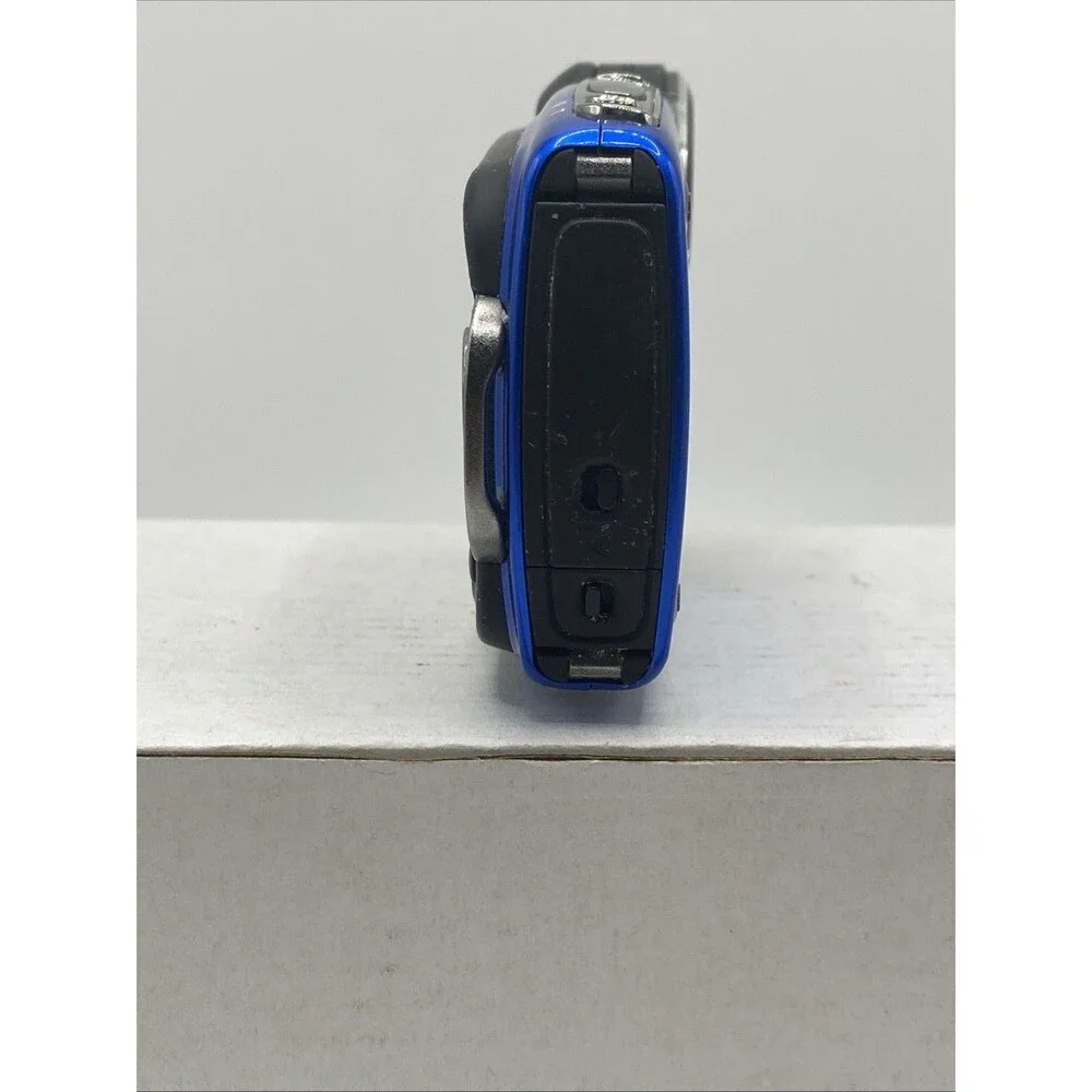 Fujifilm FinePix XP20 Digital Camera Waterproof Blue NOT WORKING AS-IS